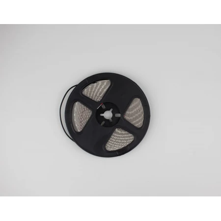 Светодиодная лента LEDS POWER 2835 120/м (10Вт/м) 12В холодная 008622 Светодиодная лента LEDS POWER 2835 120/м (10Вт/м) 12В холодная 008622