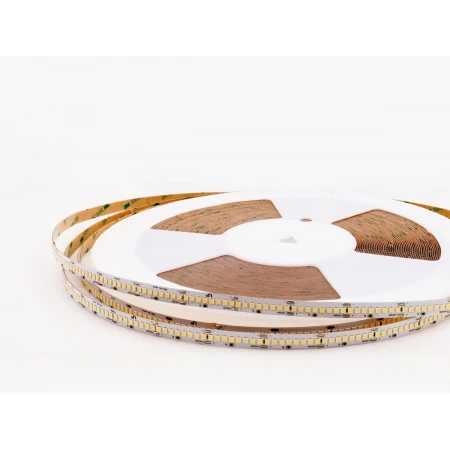 Светодиодная лента LEDS POWER 2835 240/м (22Вт/м) 24В холодная 30м/кат, серия ПРО140 005935 Светодиодная лента LEDS POWER 2835 240/м (22Вт/м) 24В холодная 30м/кат, серия ПРО140 005935